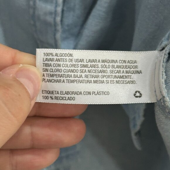 3/$30 Cat & Jack Girls Light Denim‎ Button-Down Shirt XL (14/16) Long Sleeve - Picture 6 of 8
